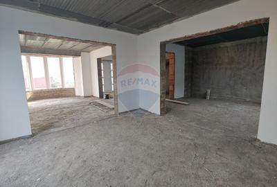 Casa / Vila individuala cu 560 mp teren, de vanzare in Scheia, Suceava - 31