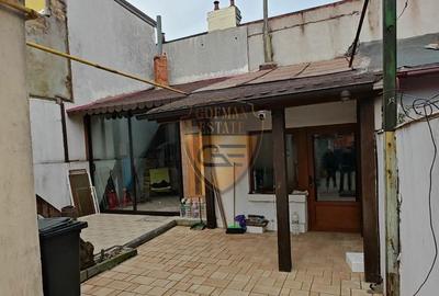 Casă cu 3 camere cu Canalizare în Tomis II - 4