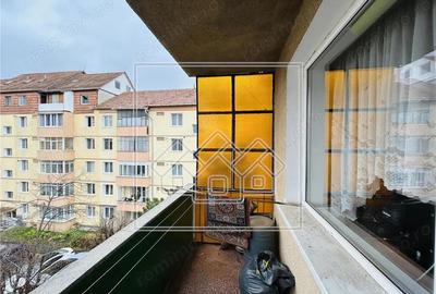 Ap cu 2 camere, balcon, etaj 3 4, zona Terezian - 6