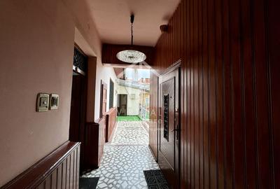 Apartament cu 4 camere circular, mobilat în Central - 16