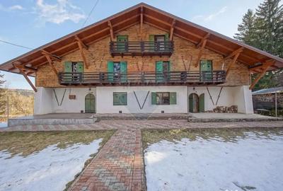 Casă cu 16 camere cu Teren 1368 Mp în Timișu de Sus - 1