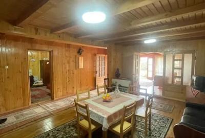 Casă cu 7 camere cu Teren 2544 Mp în Cicârlău - 10