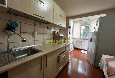 Apartament cu 3 camere decomandat în Central - 4