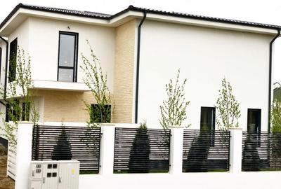 Casă cu 4 camere în Tunari