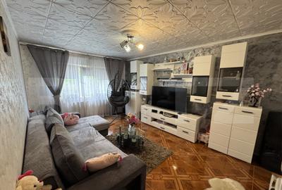 Apartament de vanzare, cu 2 camere, 51 mp, zona Trenul Pierd - 1