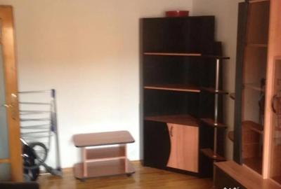 Apartament cu 2 camere decomandat în Republicii - 3