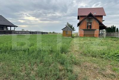 Casă cu 7 camere cu Teren 2600 Mp în Rădăuți - 2