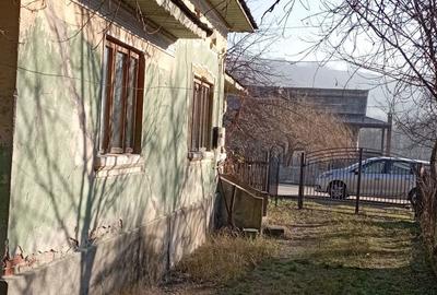 Casă cu 5 camere în Sutești - 9
