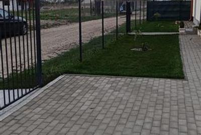 Casă cu 4 camere cu Teren 400 Mp în Stupini - 2