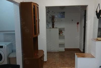 Apartament cu 3 camere decomandat în Central - 9