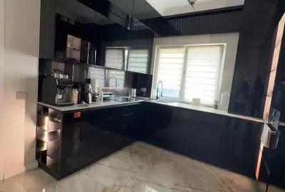 Apartament cu 4 camere decomandat, mobilat în Central - 2