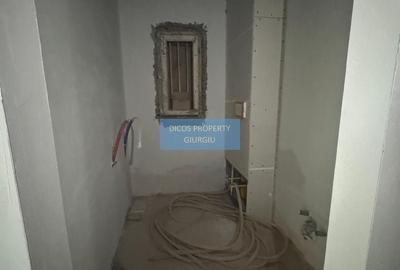 Casă individuală cu 7 camere cu Canalizare în Central - 18