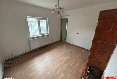 Casă cu 3 camere cu Teren 453 Mp în Mărgineni - 2