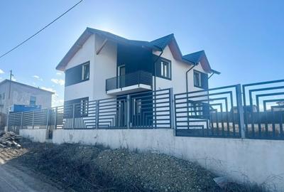 Casă individuală cu 4 camere în Central - 10