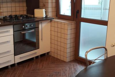 ULTRACENTRAL - 2cam, 1A, dec, et2. bl.dupa'90 - 102000 euro - 6