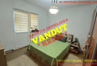 Nou Pe Pia?a ! Apartament 3 Camere EXERCI?IU Etaj 3 din 4 Confort 1 Decomandat 2 Balcoane 2 Bai - 2