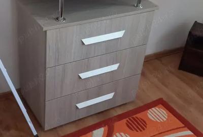 Inchiriez apartament 3 camere - 6