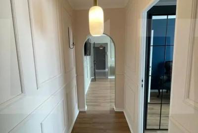 Apartament cu 3 camere semidecomandat în Cetății - 12