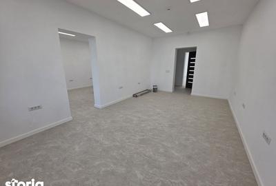 Spațiu comercial, de 97 mp, în Podu Roș - 15