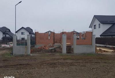 Casă cu 4 camere în Crevedia - 9