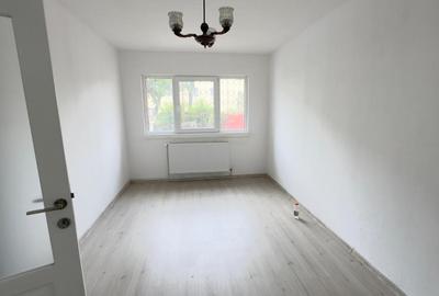 Apartament 2 camere, balcon , boxa, Gemenii - 3