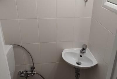 Apartament cu 3 camere decomandat în Calea Călărașilor - 1