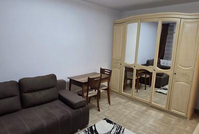 Garsonieră decomandată în Central - 3