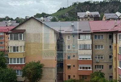 Apartament cu 4 camere decomandat în Răcădău - 22