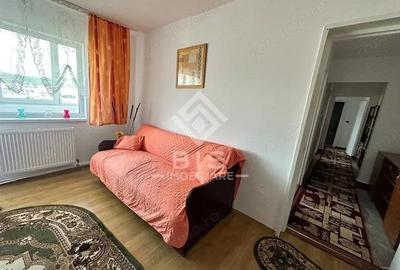 Apartament de inchiriat 4 Camere - Bloc Lama - 2