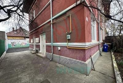 Casa in Vatra Luminoasa cu o curte generoasa - 4