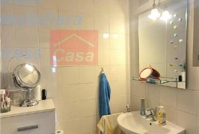 Apartament 3 camere Tătărași str. Ciurchi - 12