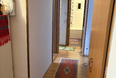 Apartament cu 3 camere decomandat în Nord