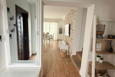 Casă cu 4 camere cu Teren 350 Mp în Tărlungeni