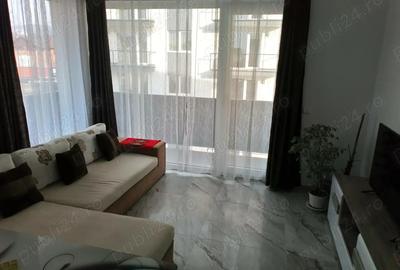 Apartament cu 3 camere decomandat în Central - 1