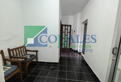 Casă individuală cu 7 camere cu Canalizare în Traian - 3