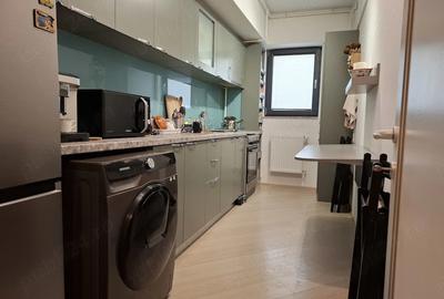 Apartament cu 2 camere decomandat, mobilat în Văcăresti