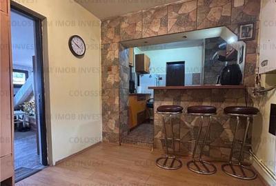 Apartament cu 3 camere, semidecomandat - zona Centru Istoric - 3