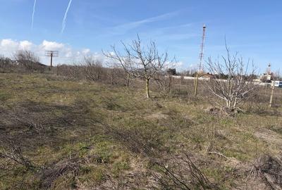 Spațiu comercial, în 2 Mai - 4