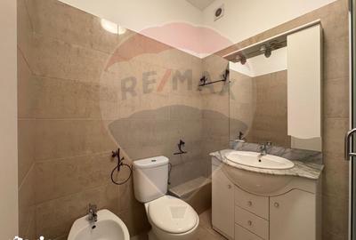 Apartament cu 3 camere, mobilat în Central - 7