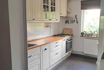 Apartament5 3 camere tip H cu centrala proprie - 1