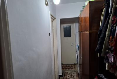 Apartament cu 3 camere semidecomandat în Dacia - 3