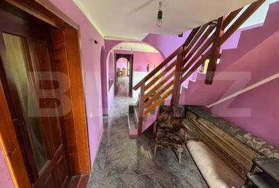 Casă cu 7 camere cu Teren 1300 Mp în Plopeni - 4