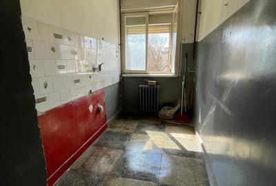 Garsonieră decomandată în Circumvalațiunii