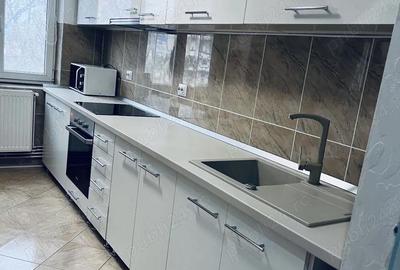 Apartament cu 3 camere decomandat în Central - 2