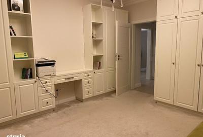 Apartament cu 3 camere în Central - 9