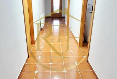 Oferim spre inchiriere spatii pentru birouri, zona Soarelui, parcare privata - 12