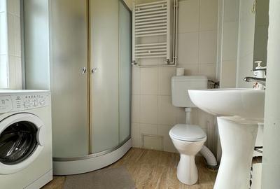 Garsonieră semidecomandată în Universitate - 2