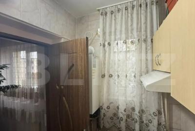 Apartament cu 3 camere nedecomandat, mobilat în Central - 1