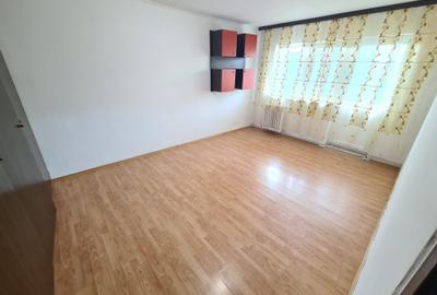 Ap 2 cam in Campina, 58 mp, et 3-- 59.000e - 6