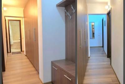 Apartament cu 3 camere în Central - 3